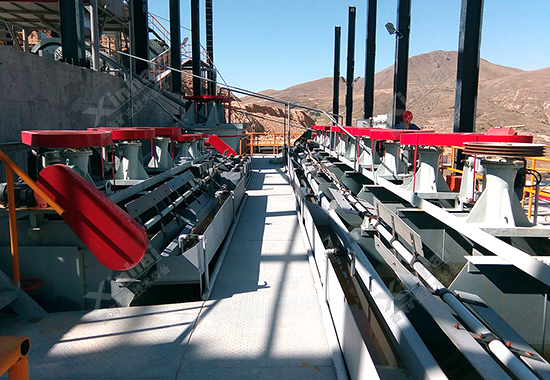 鑫海矿业选矿现场安装调试