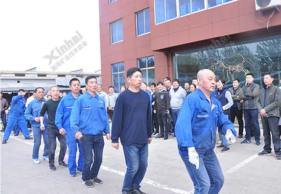 鑫海矿业运动会跳绳现场