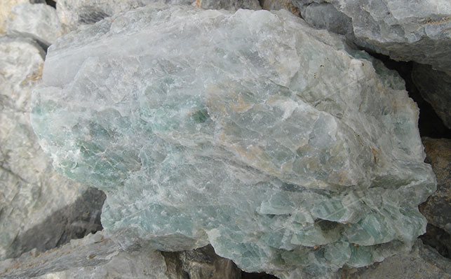 白云石型萤石矿