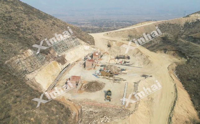 钼矿采矿项目施工现场