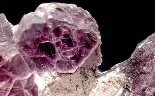 锂云母矿石 锂云母矿石